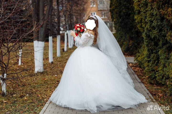 Свадебное платье