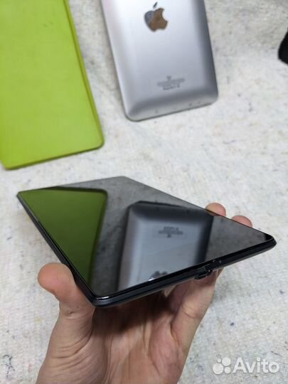 2 Планшета Asus nexus 7 2013 LTE Apple и чехол