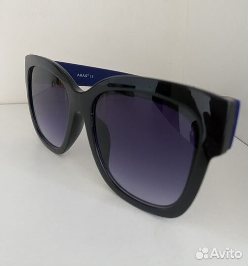 Очки черные