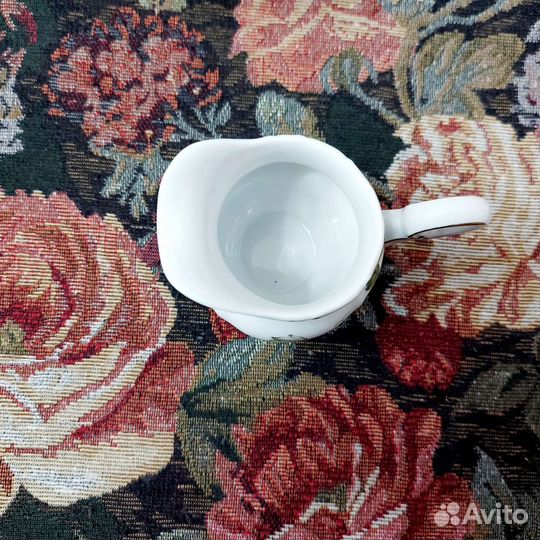 Неполный кофейный сервиз 