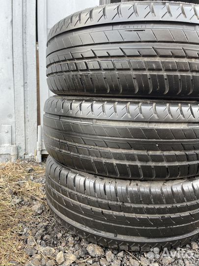 Viatti Strada Asimmetrico V-130 205/55 R16