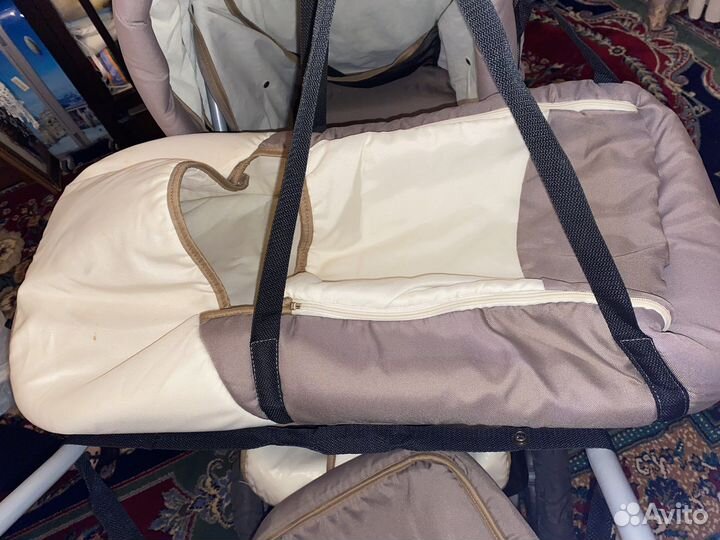 Детская прогулочная коляска Б/у