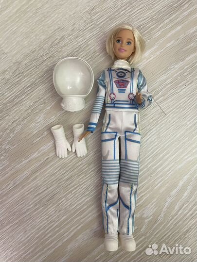 Барби космонавт