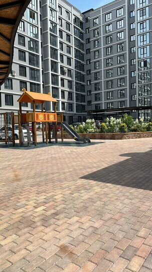 2-к. квартира, 73 м², 3/10 эт.