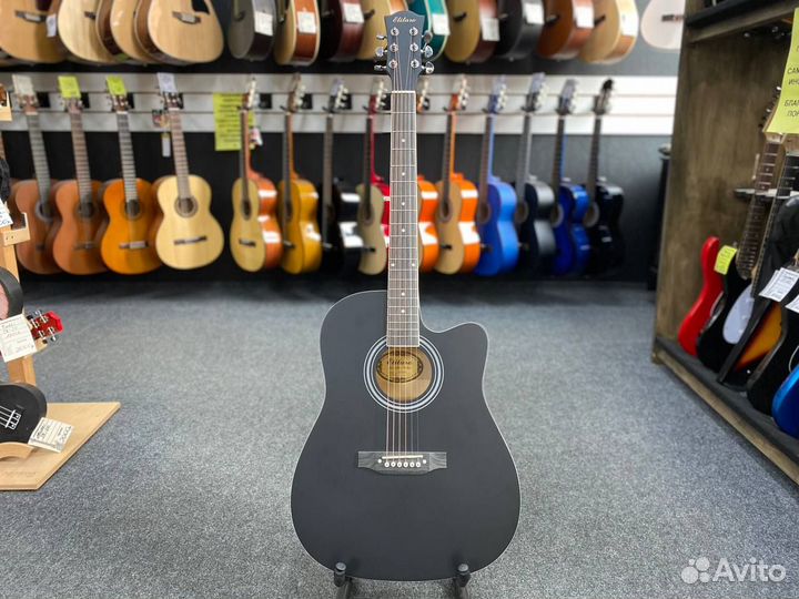 Акустическая гитара