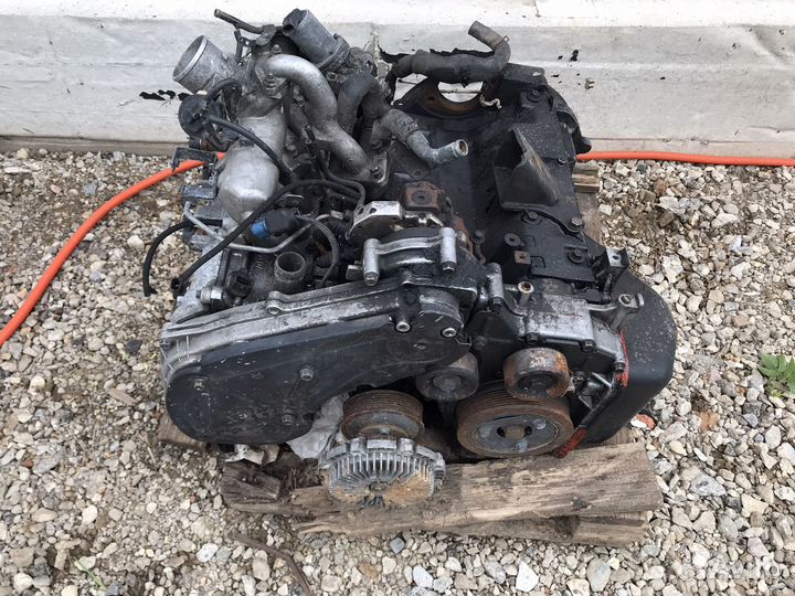 Двигатель D4CB