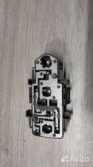 Плата фонаря ауди a6c5 седан правая