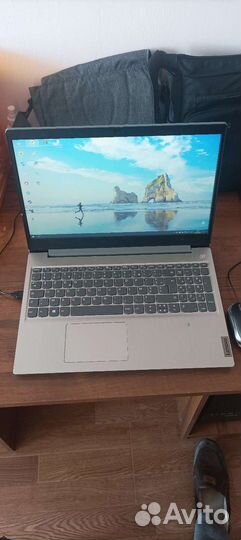 Ноутбук lenovo