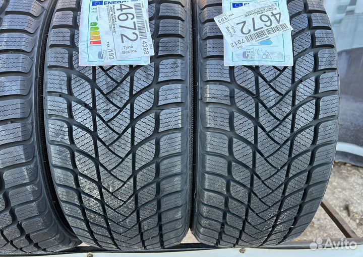 Landsail Winter Lander 215/55 R17 94V