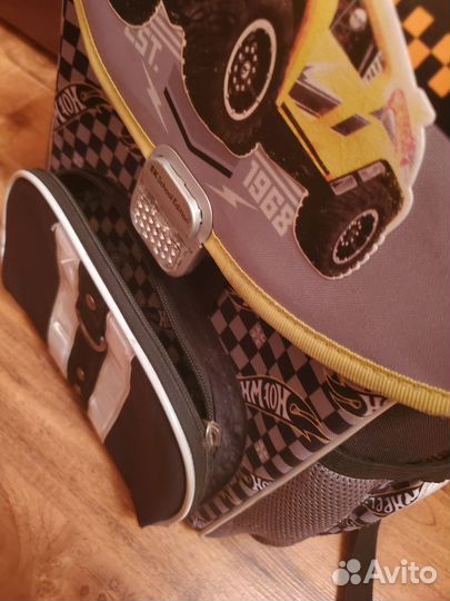 Ранец для начальной школы