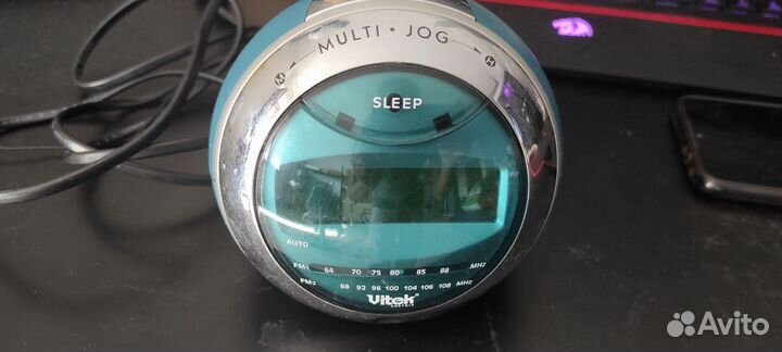 Часы-радио Vitek vt 3508