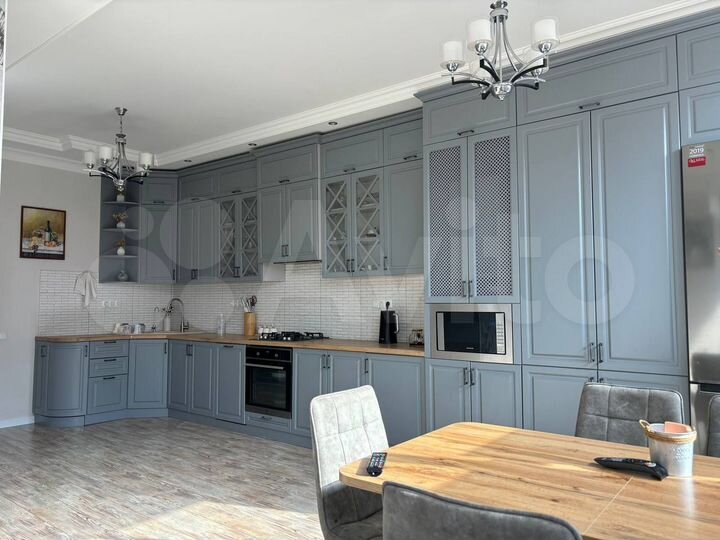 3-к. квартира, 97,1 м², 2/3 эт.