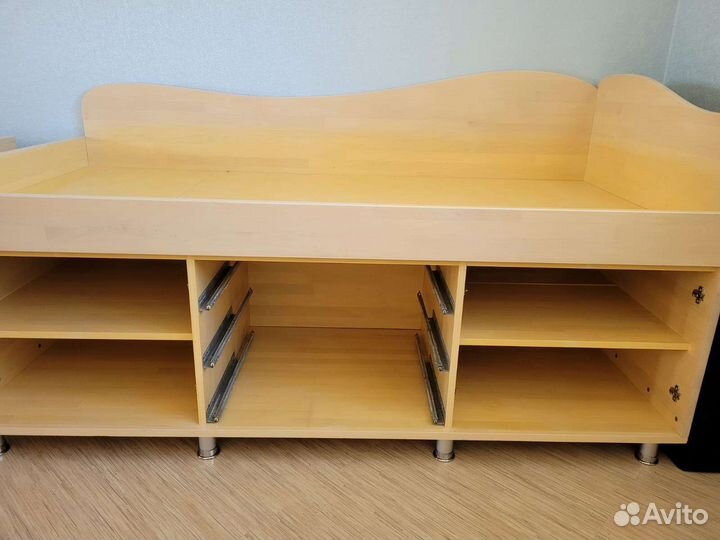 Детская кровать-чердак (кровать-комод) матрасом