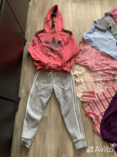 Вещи пакетом на девочку 128-134