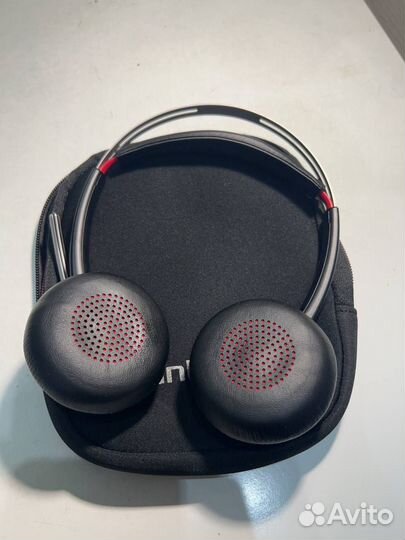 Гарнитура беспроводная Voyager Focus UC BT headset