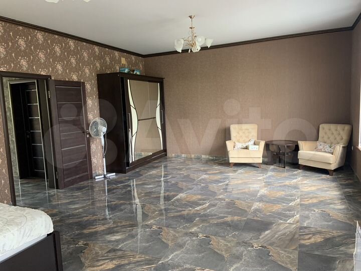 Дом 360 м² на участке 14 сот.