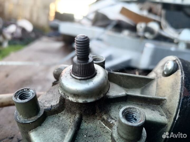 Моторчик стеклоочистителя ваз