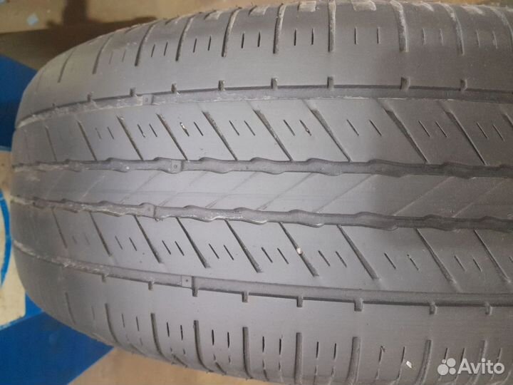 Hankook Dynapro HP2 RA33 215/65 R16 98H