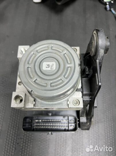 Блок ABS 5Q0907379AB