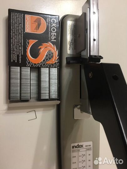 Степлер мощный на 100 листов