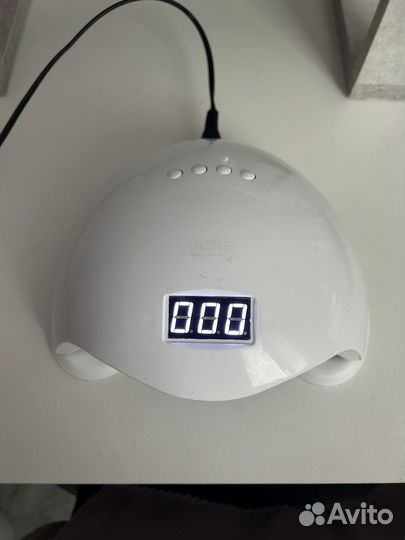 Лампа для ногтей sun5