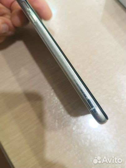 iPhone, 4 ГБ