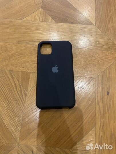 Чехол на iPhone 11