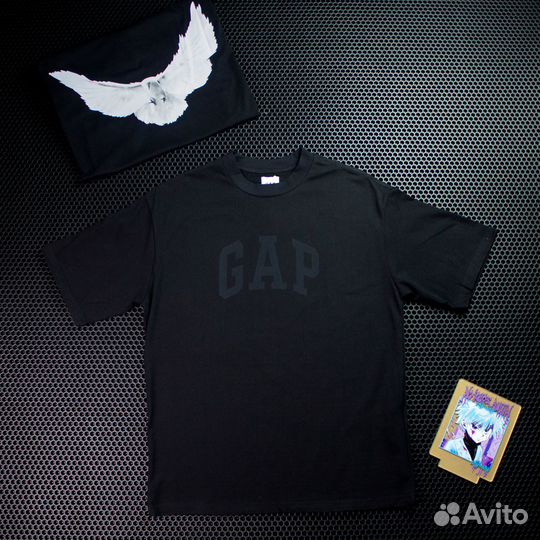 Футболка Yeezy gap