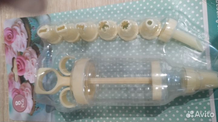 Кондитерский шприц и насадки, форма для выпечки