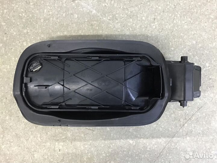 Лючок бензобака Audi A5 S5 2017