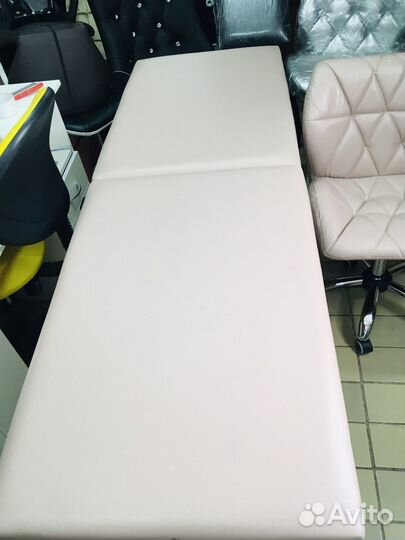 Кушетка для наращивания ресниц