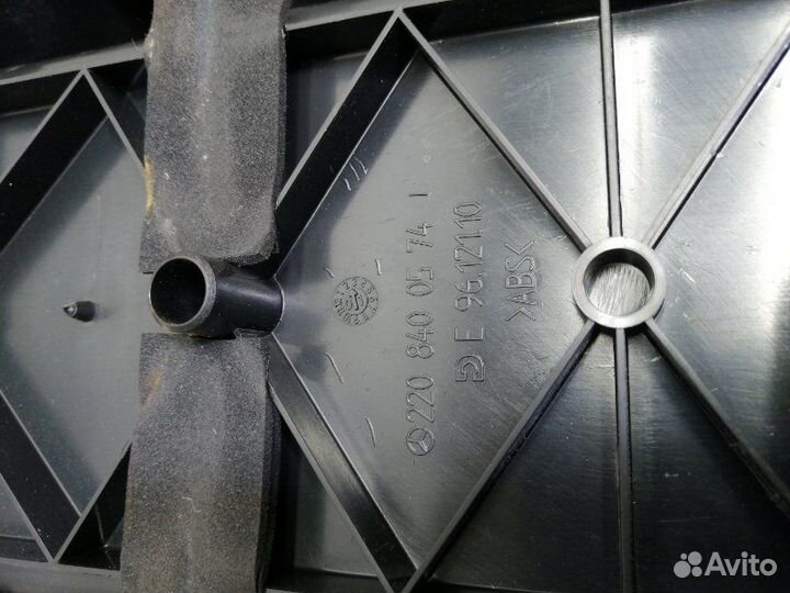 Консоль между сидений Mercedes Cl W215