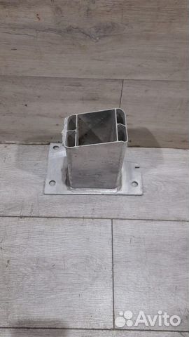 Кронштейн заднего усилителя правый Opel Astra J С