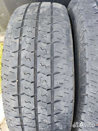 Matador MPS 330 Maxilla 2 205/65 R16 107T