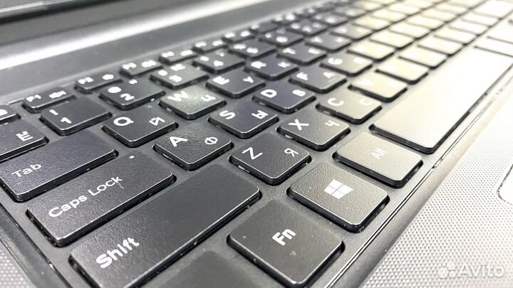 Ноутбук Dell для игр и учебы Core i3/SSD/AMD Radeo