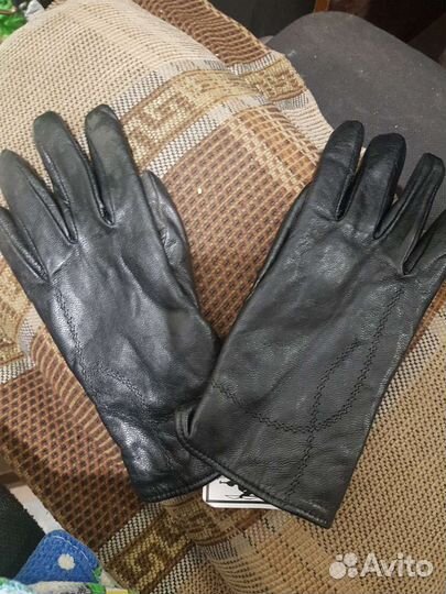 Перчатки женские кожаные новые