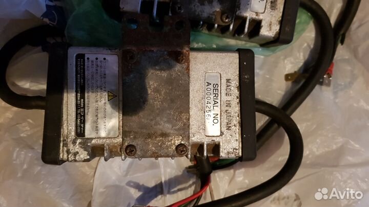 Блоки увеличения напряжения на лампы Н4 catz zeta