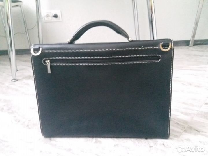 Портфель кожаный