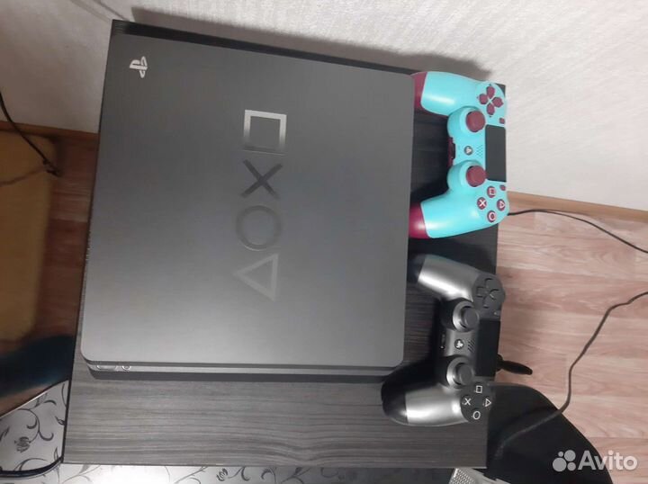 PS4 Slim 1Tb 2208