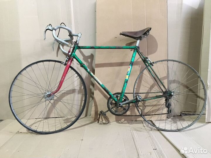 Гоночный велосипед Старт-шоссе