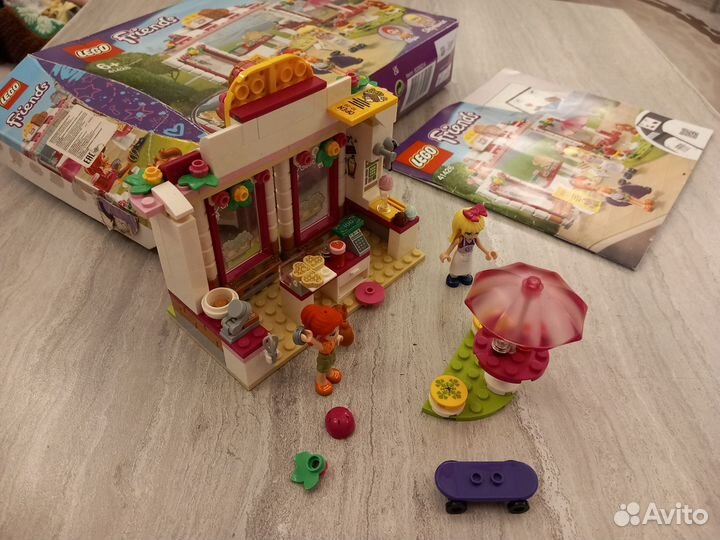 Lego friends кафе в парке