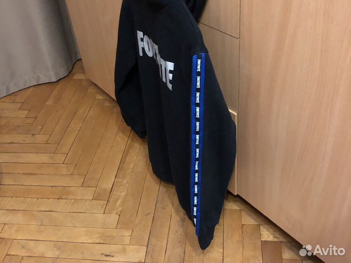 Толстовка