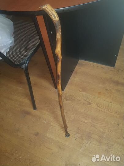 Трость из дерева