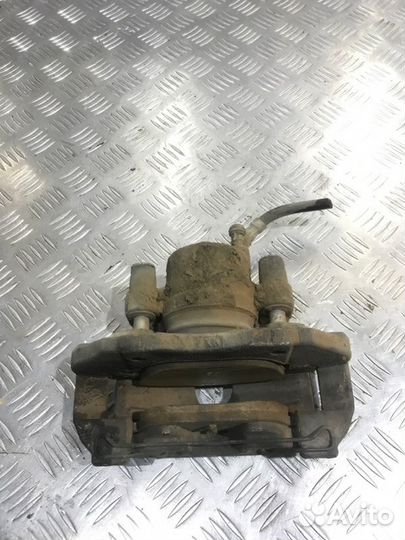 Суппорт тормозной передний правый Ford Focus 2