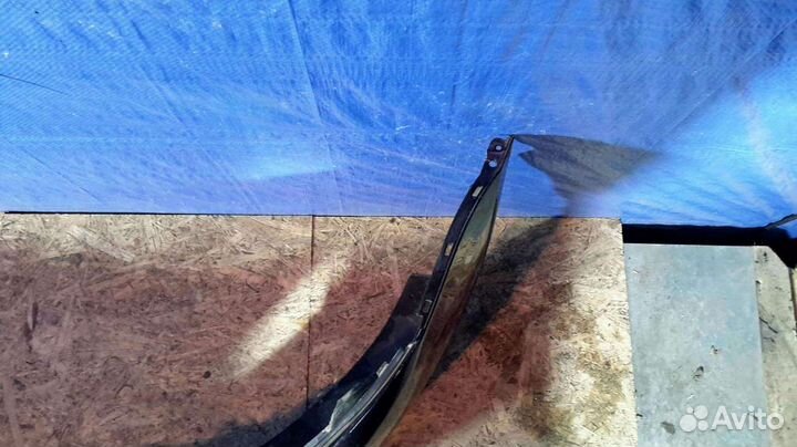 Бампер передний Volkswagen Passat B7 2010-2015