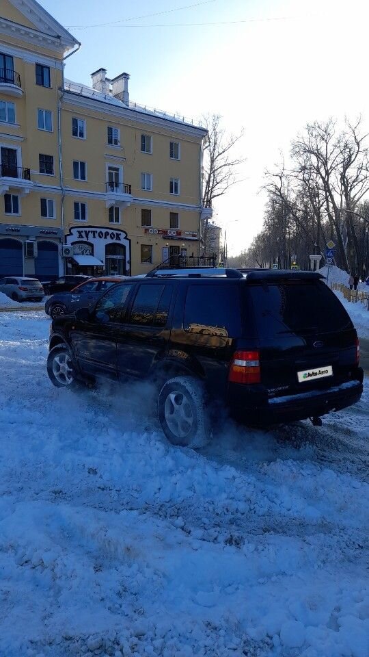 Ford Explorer: фото владельца