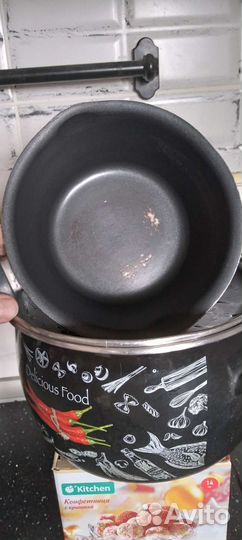 Посуда(кастрюли,ковш,конфетница-новая)