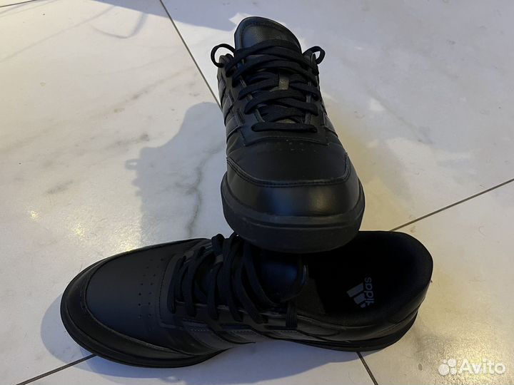Кеды adidas Courtblock