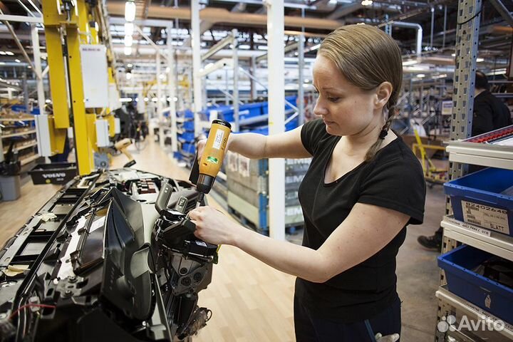 Сборщица на оборонный завод в Дзержинск