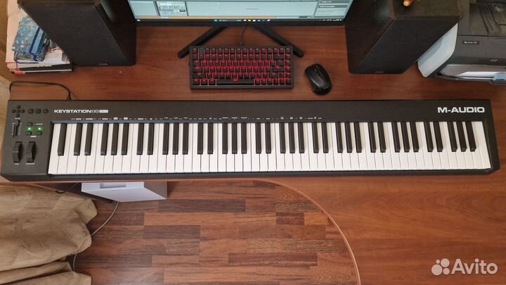 Midi клавиатура m audio keystation 88 MK3